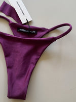 MIGHTY PYRAMIDS TOP + TRAMP STAMP THONG SET