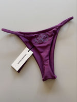 MIGHTY PYRAMIDS TOP + TRAMP STAMP THONG SET