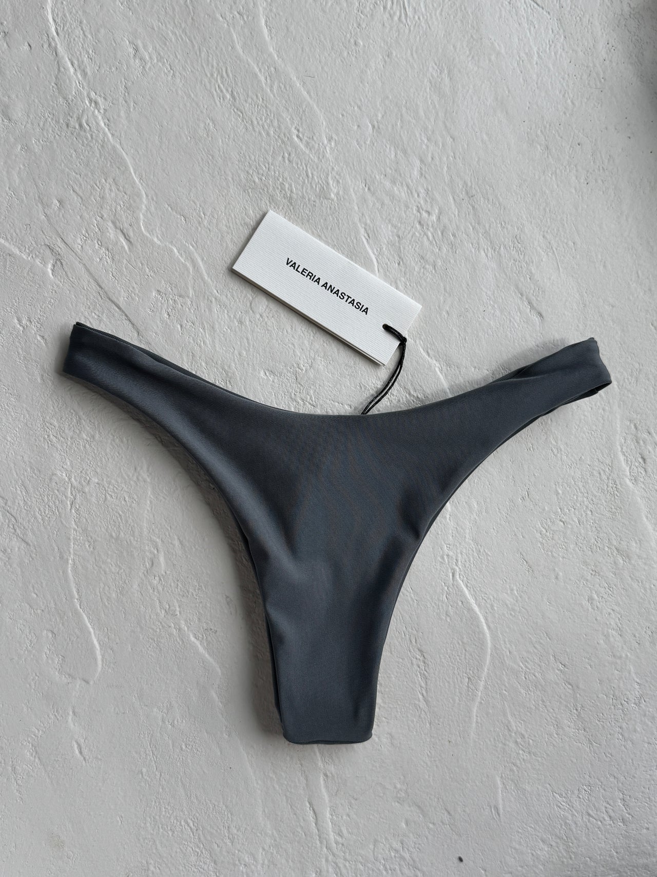 COSTA THONG